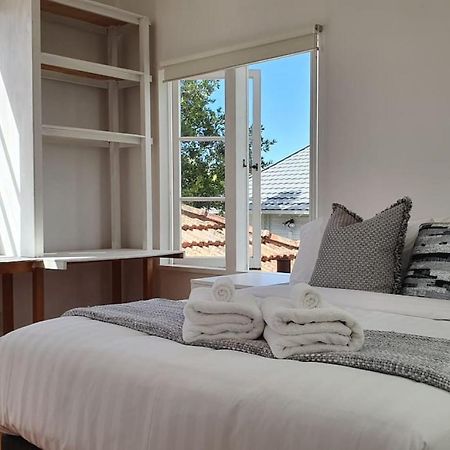 Bright And Modern Oasis In Kingsland Auckland Exterior foto